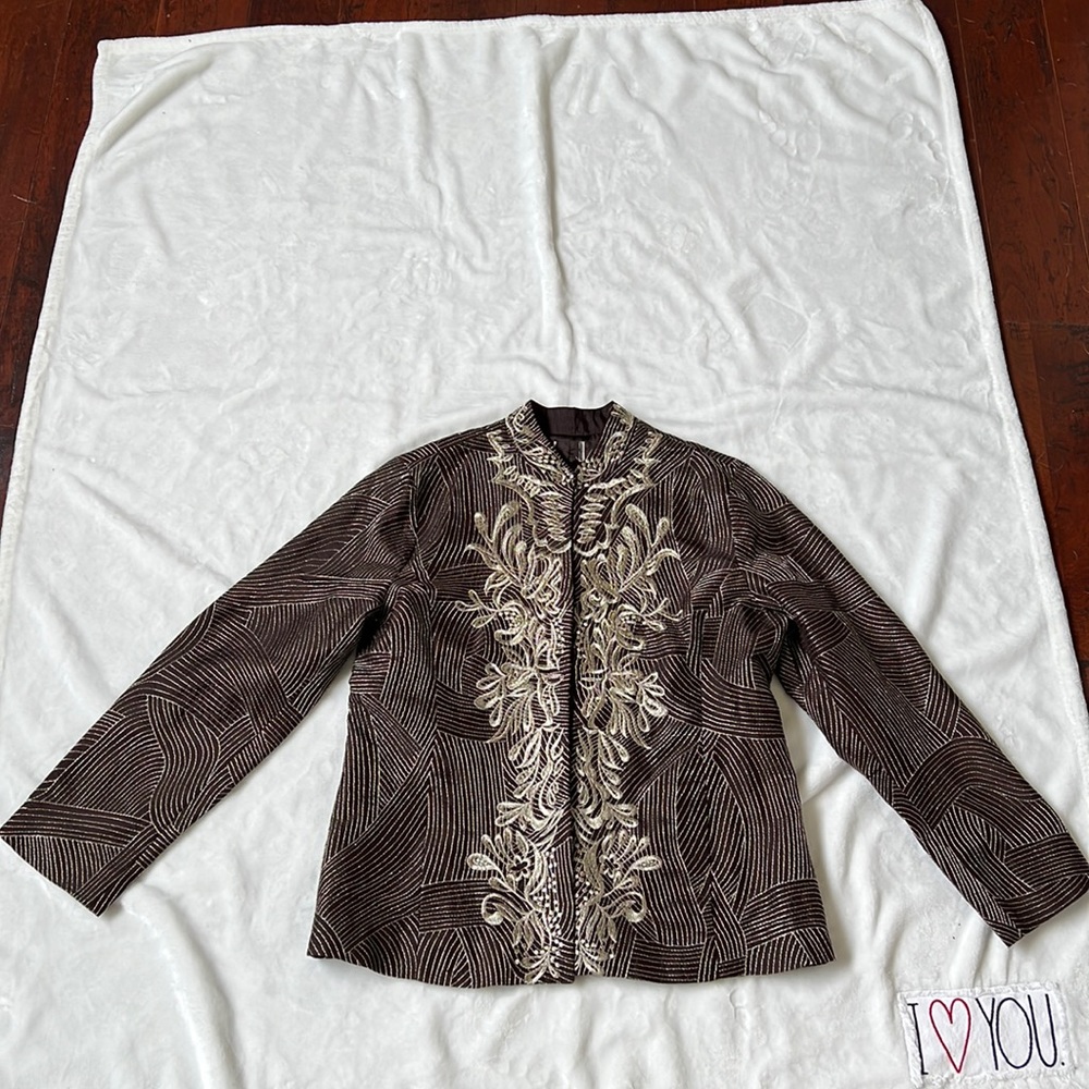 COPY - Jacket brown and gold